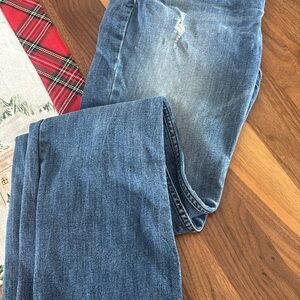 Silver Jeans Women's Straight Leg in Classic Blue